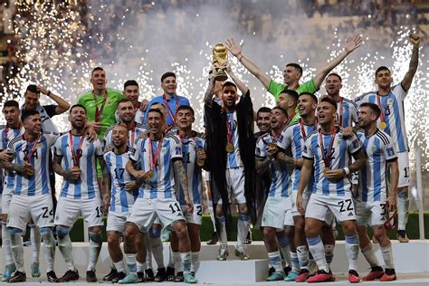 Narodowa kadra Argentyny zwycięża - świetne finałowe spotkanie mistrzostw świata w Katarze!